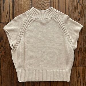 Le Lis Cream Short Sleeve women’s XS Crewneck Knit Top
